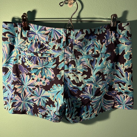 Lilly Pulitzer sz 8 Callahan Knit Short In Too Deep NWT Colorful stretchy Shorts - Picture 4 of 6